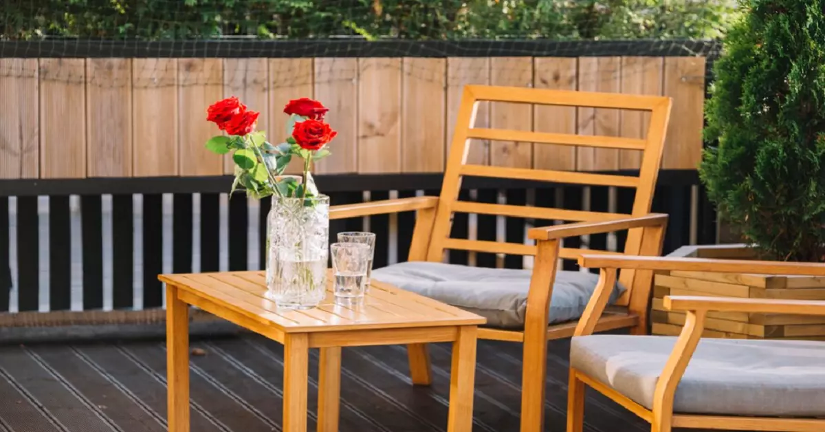 From Rustic to Modern: Outdoor Seating Benches for Every Taste